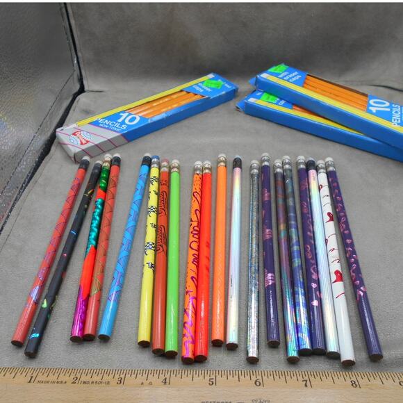 Vintage Unsharpened Pencil Lot: Dynamic No 2. Moonbeams, Orioles, Hearts - Picture 4 of 10